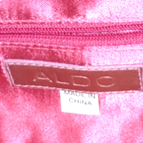 * New "ALDO Evening Hot Pink Metallic Clutch  Bag Chain Strap - Picture 8 of 15